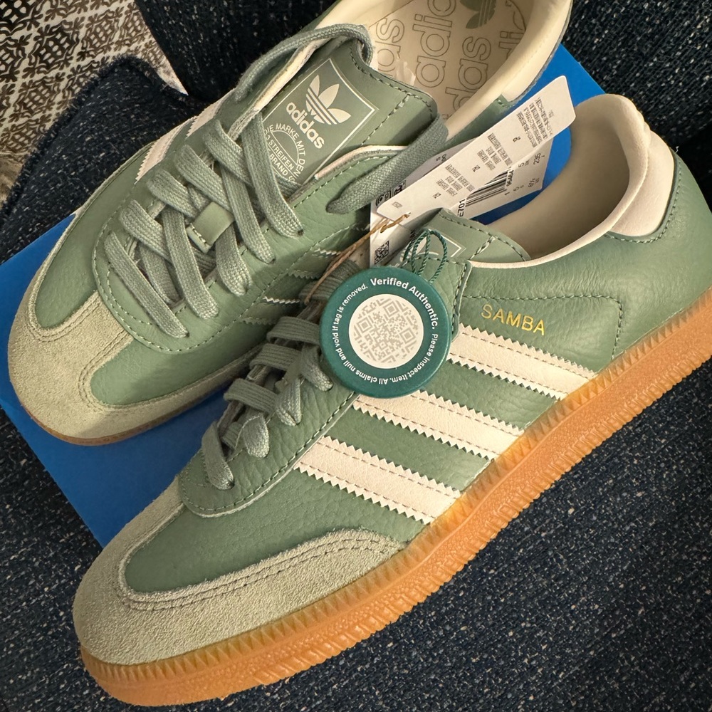 NWT Authentic Adidas Sambas OG Silver/Green Women’s 6.5